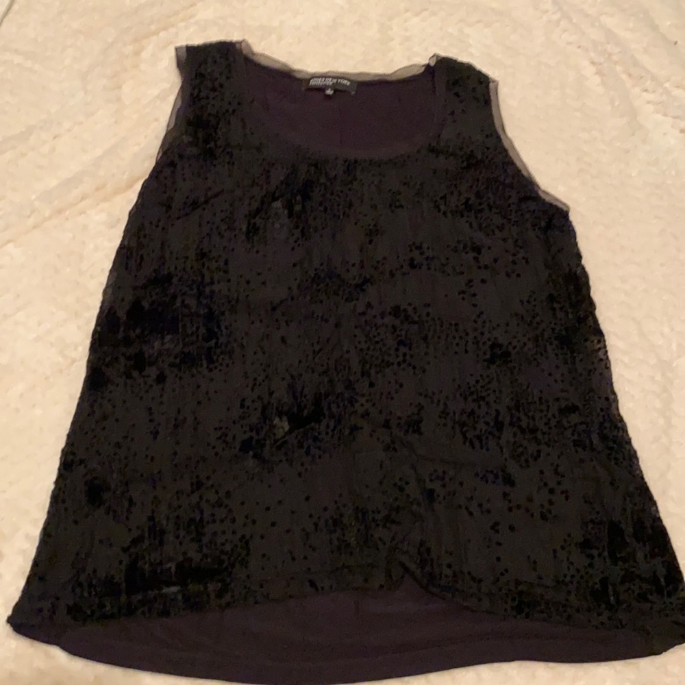 Black tank top with black velvet design size large